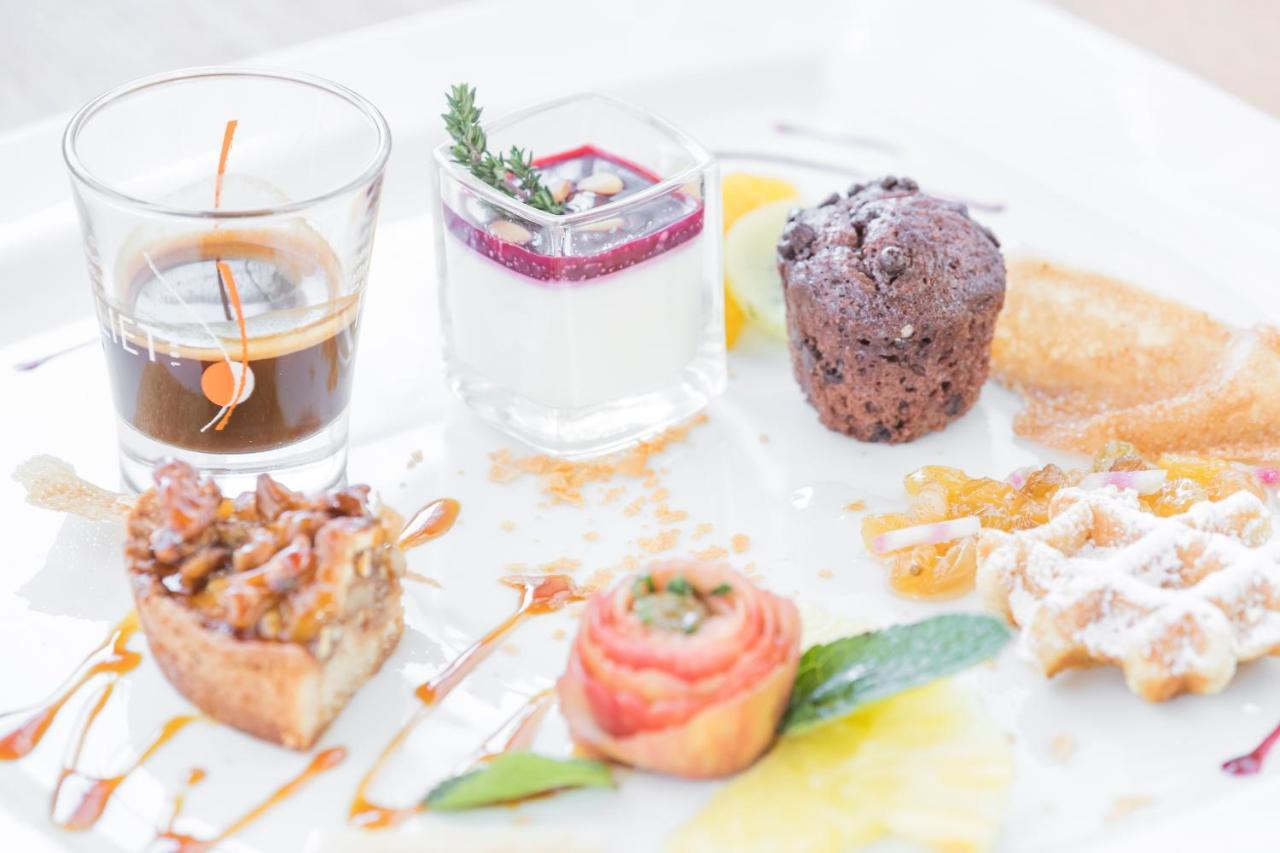 希拉里酒店 Les Menuires 外观 照片